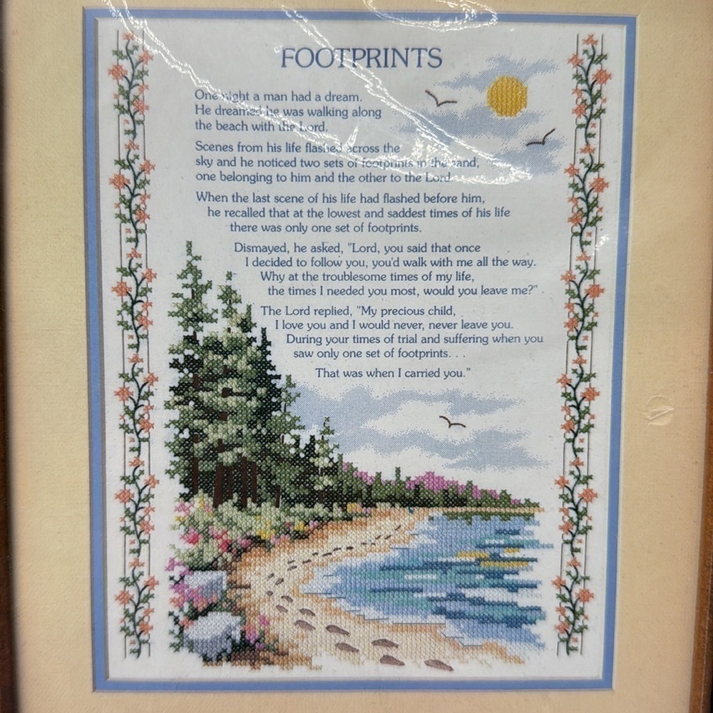 Vintage Unopened Dimensions Stamped Cross Stitch Kit FOOTPRINTS - Picture 3 of 7